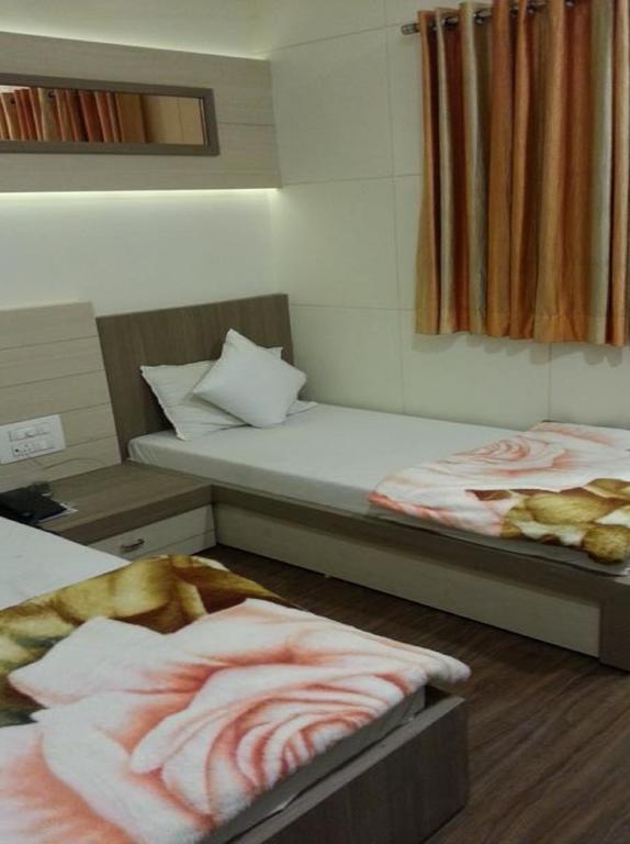 Hotel Oasis Bombaj Pokój zdjęcie
